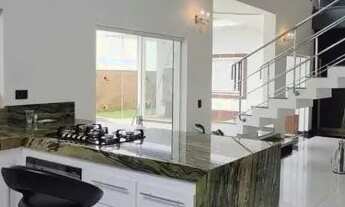 Imagem 4: Casa para aluguel possui 450 metros quadrados com 4 quartos ,auto padrão