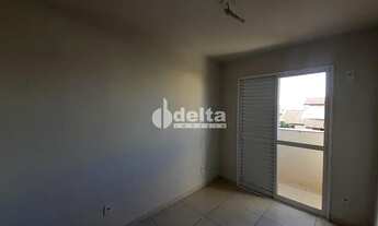 Imagem 2: Apartamento para aluguel, 2 quartos, 1 vaga, Segismundo Pereira - Uberlândia/MG