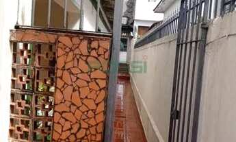 Imagem 2: Casa com quarto, cozinha, banheiro e área de serviço em Santo Amaro