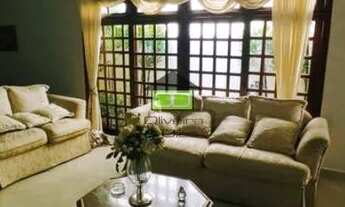 Imagem 4: Casa térrea, em condomínio, próximo a Granja Viana. Disponível para venda ou locação