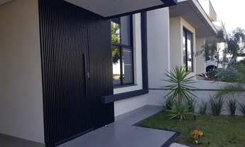 Imagem 2: Casa de condomínio térrea para venda com 3 quartos 1 suíte com closet Móveis Planejados