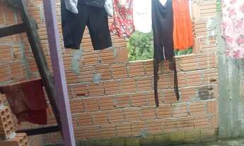 Imagem 5: Vendo uma casa Casa com 1 dormitório