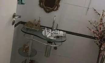 Imagem 4: Casa para aluguel, 3 quartos, 3 suítes, 2 vagas, Cidade Jardim - Uberlândia/MG