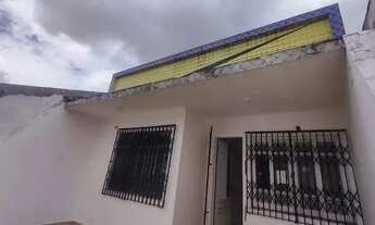 Imagem 3: Casa para aluguel c/ 230 m² com 6 quartos sendo 2 suítes e 2 vgs - Canudos - CA0154WG