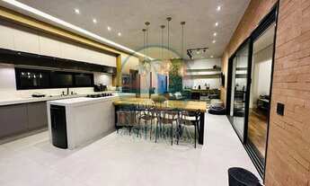 Imagem 1: Linda casa térrea a venda no Reserva da Serra Jundiaí