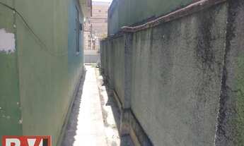 Imagem 5: Casa em Irajá frente composta de: Sala, 3 quartos, cozinha, banheiro, área de serviço num