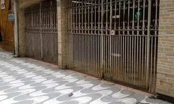 Imagem: Alugamos casa com 4/4 na rua da Marinha