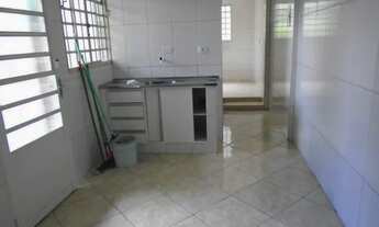 Imagem 4: Sobrado para aluguel possui 145 metros quadrados com 4 quartos