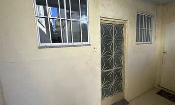 Imagem: Alugo linda casa de vila com um quarto no