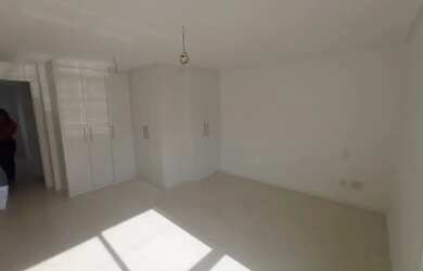 Imagem 7: HMR MR01 LINDA CASA TRIPLEX SEMIMOBILIADA EM OTIMA LOCALIZAÇÃO