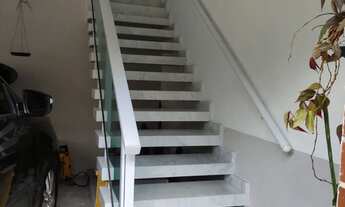 Imagem 3: Sobrado para venda possui 109 metros quadrados com 3 quartos