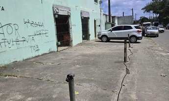 Imagem 1: Sala com 180m² frente de rua