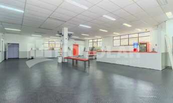 Imagem 3: Prédio comercial em Santana