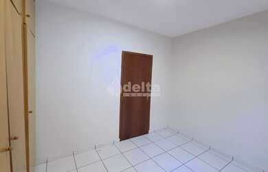 Imagem 12: Casa Residencial disponível para venda no bairro Santa Mônica em Uberlândia-MG