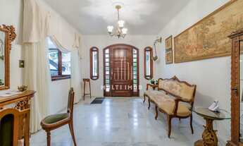 Imagem 3: Casa com 4 dormitórios, no bairro Santa Cecília