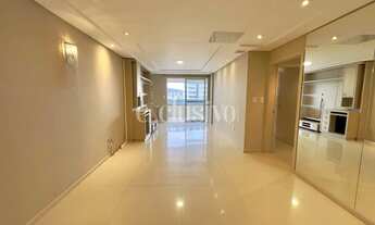 Imagem 3: Amplo Apartamento em Andar Alto no Coração do Estreito