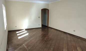 Imagem: Casa à venda com 3 dormitórios e espaço