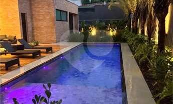 Imagem: Condomínio com 4 quartos à venda em Alphaville