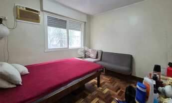 Imagem 6: Apartamento de 2 dormitórios, no bairro Humaitá, em Porto Alegre