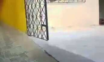 Imagem: Casa à venda em rua pública, ITAPUÃ