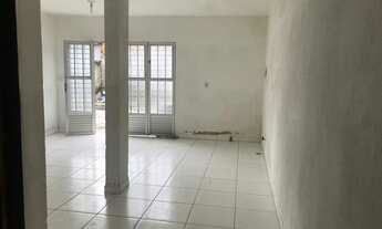 Imagem 2: Casa no Prado Casa com 3 dormitórios