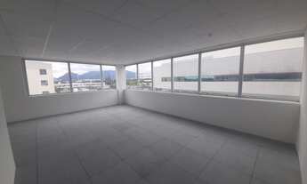 Imagem 1: Comercial/Industrial de 53 metros quadrados no bairro Barra da Tijuca