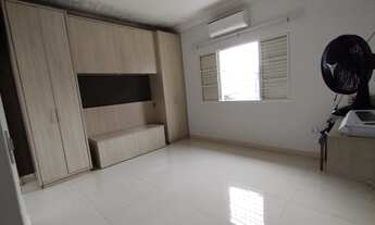 Imagem 7: Casa para venda possui 180 metros quadrados com 3 quartos em Parque Lagoa Dourada - Maring