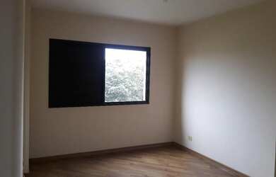 Imagem 5: Apartamento de 3 Dormitórios na Rua Doutor Leite Pereira