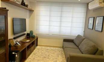 Imagem 2: Apartamento de 2 Dormitórios na Rua Teixeira da Silva