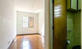 Imagem 6: Casa de 3 Dormitórios na Avenida Ceci