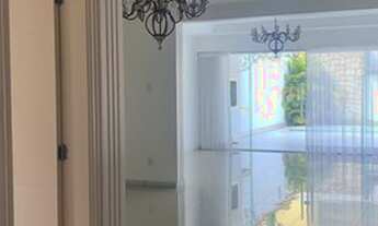 Imagem 4: Casa 4 quartos (4 suítes), piscina, churrasqueira, 2 vagas de garagem, no bairro Quintas d