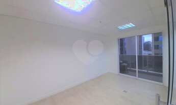 Imagem 4: Conjunto comercial de 119,16 metros, com 3 ar condicionado, 3 vagas. foram 3 sala unificad