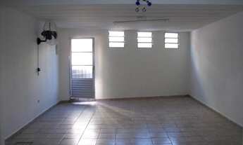 Imagem: Casa de 4 Dormitórios na Avenida Afonso