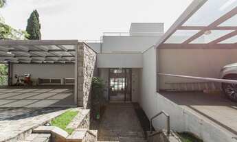 Imagem 2: Casa de 3 Dormitórios na Rua Dom Tomás Costa e Lima