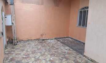 Imagem: Excelente casa linear 2qtos quintal e garagem