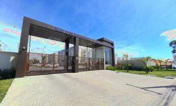 Imagem 2: Apartamento à venda com 2 dormitórios, sala, cozinha, banheiro social, lavanderia e uma va