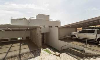 Imagem 3: Casa de 3 Dormitórios na Rua Dom Tomás Costa e Lima