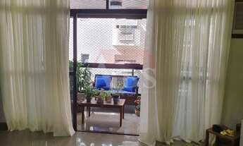 Imagem 3: Sala e 3 quartos com sadacas, 2 vagas, Ponta da Praia