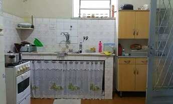 Imagem 4: - Vendo casa em santo António