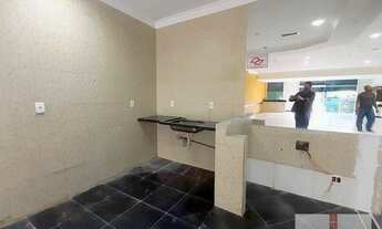 Imagem 6: Salão comercial, situado na rua Drº Rafel de barros, proximo da rua cubatão, 140 metros d