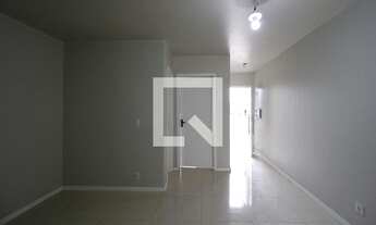 Imagem 7: Casa para Aluguel - Olaria, 2 Quartos, 50 m2