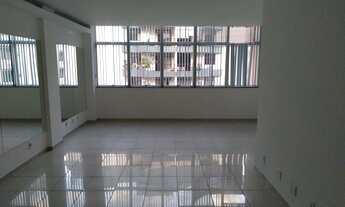 Imagem 3: Centro comercial para venda com 32 metros quadrados em Ingá - Niterói - RJ