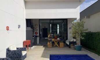 Imagem 7: Casa de condomínio para venda possui 280 metros quadrados com 3 quartos