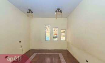 Imagem: Casa de 3 Dormitórios na Rua Inhatium