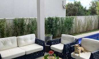 Imagem 4: Casa de condomínio para venda possui 280 metros quadrados com 3 quartos