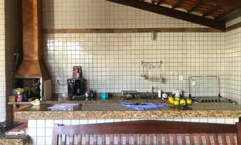 Imagem: Ótima casa com 04 quatro quartos no bairro