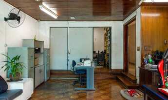 Imagem: Casa de 4 Dormitórios na Rua dos Heliotrópios