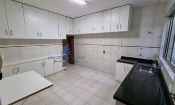 Imagem: Sobrado Padrão para Venda em Jardim Ipanema