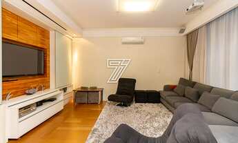 Imagem 2: Casa de condomínio para venda possui 427 metros quadrados com 4 quartos