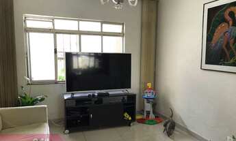 Imagem: Casa de 3 Dormitórios na Rua dos Jacintos